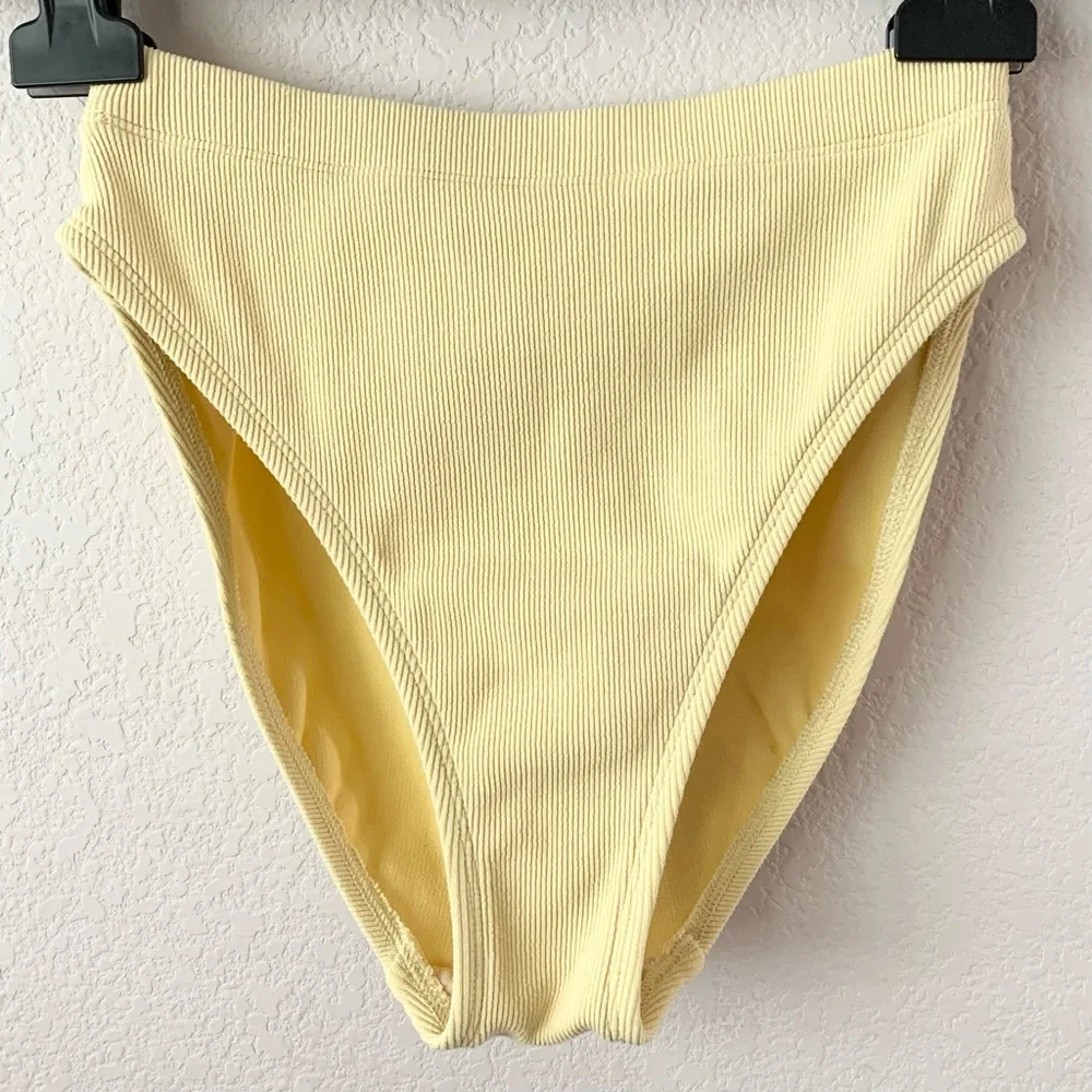 New Vintage Tommy Bahama high waist bikini bottom